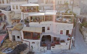 Vigneron Cave Hotel